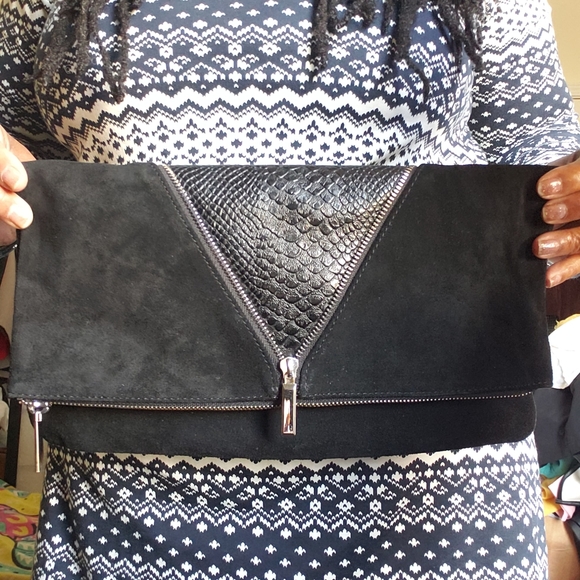 NWOT! Express Women's Large Genuine Suede Croc Design Foldeover Clutch - Picture 6 of 6